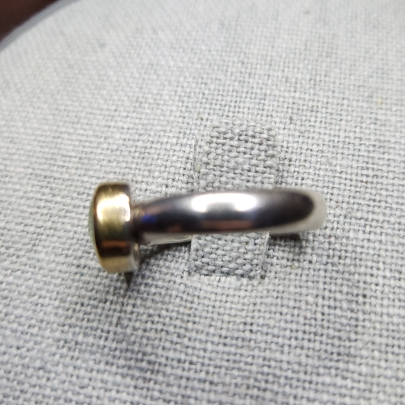Sterling silver & 22k gold Peridot ring - Picture 3 of 8